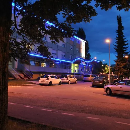 Отель Ethic Etapes Accueil 24h24 Et Parking Gratuit *