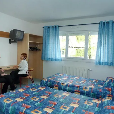 Ethic Etapes Accueil 24h24 Et Parking Gratuit Hotel *