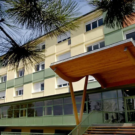 Ethic Etapes Accueil 24h24 Et Parking Gratuit Hotel *