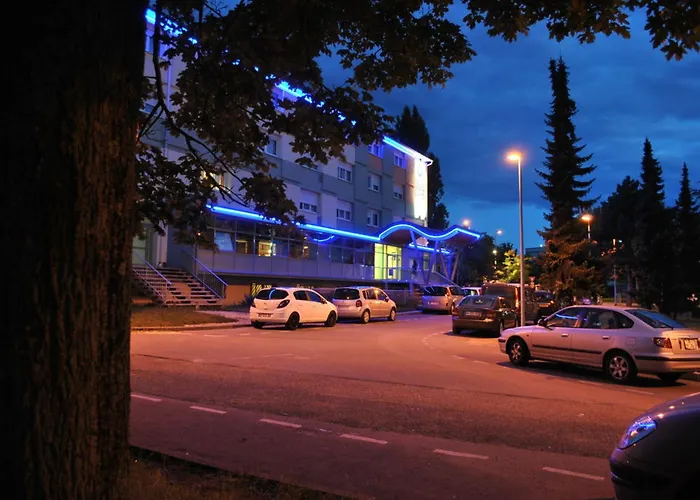 Ethic Etapes Accueil 24h24 Et Parking Gratuit * Dijon